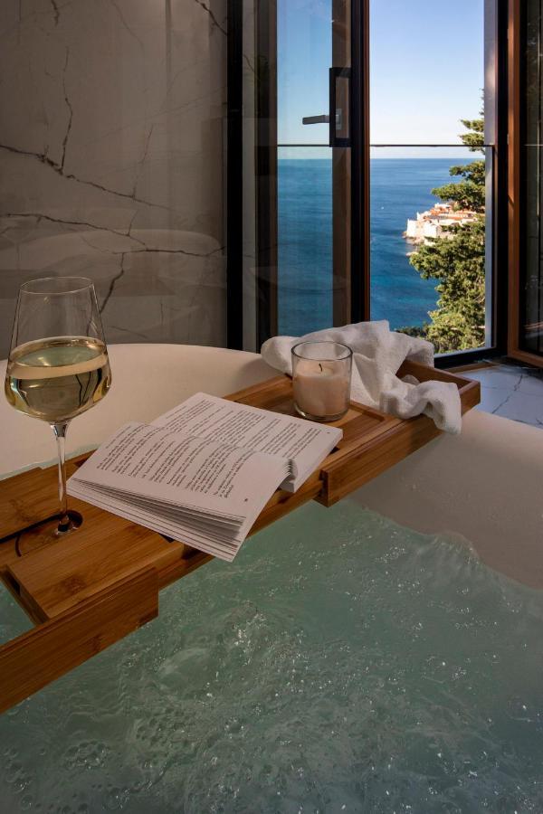 Villa T Dubrovnik - Wellness And Spa Luxury Villa With Spectacular Old Town View Eksteriør billede